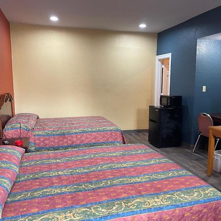 Kenwood Court Motel Wilson Dış mekan fotoğraf